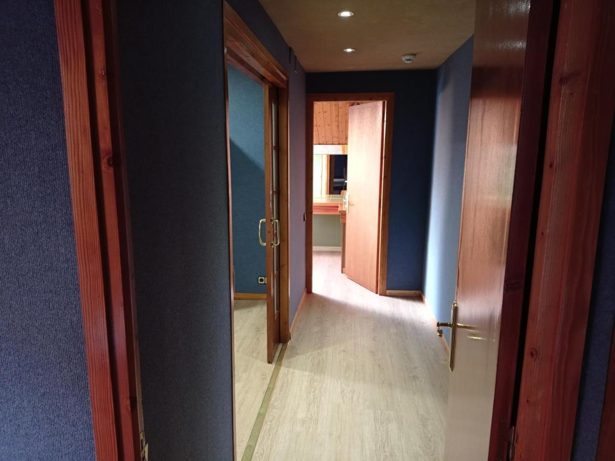 Alberg Residència Esportiva Els Isards La Molina  Extérieur photo