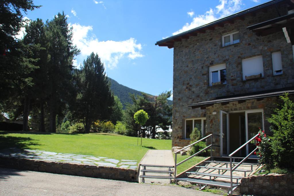 Alberg Residència Esportiva Els Isards La Molina  Extérieur photo