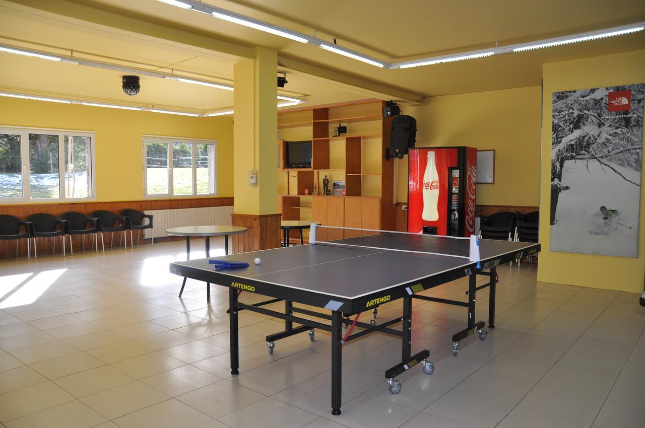 Alberg Residència Esportiva Els Isards La Molina  Extérieur photo